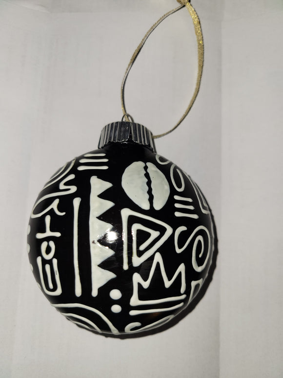 B/W linework ornament, 12